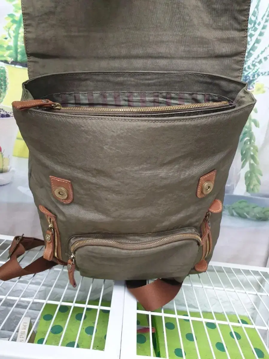 thumbnail-5